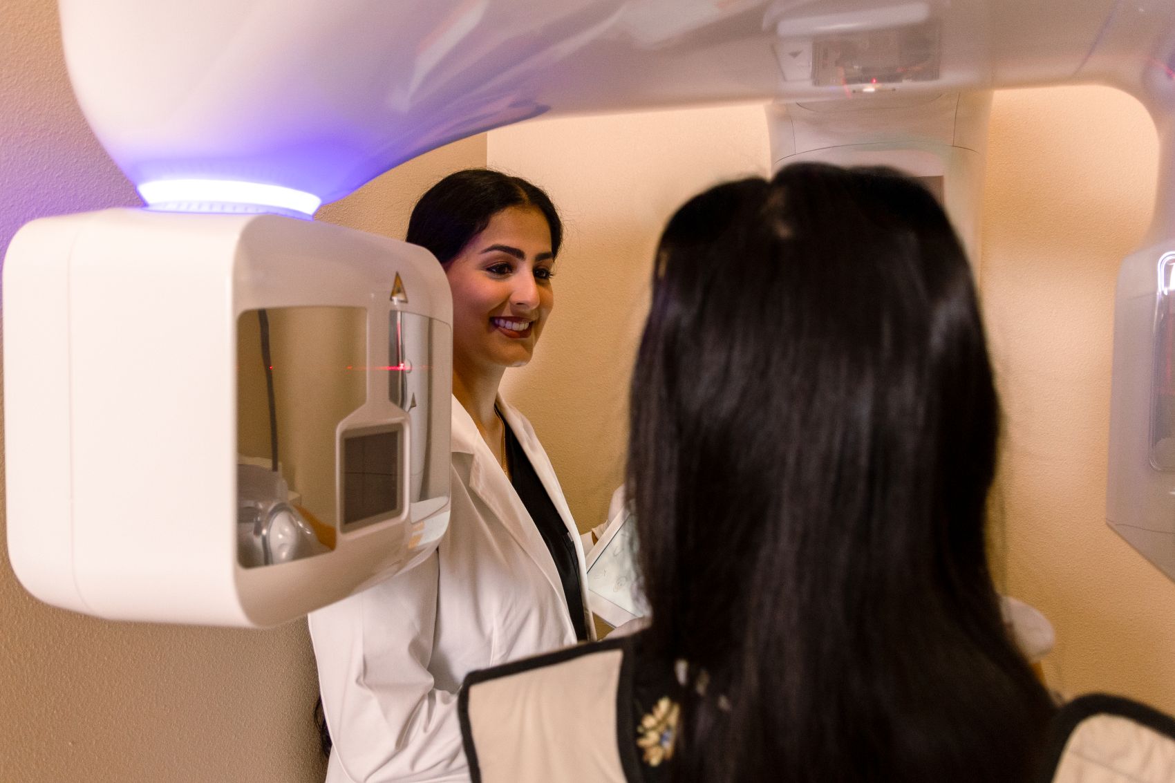 Benefits of choosing an implant-supported dental bridge